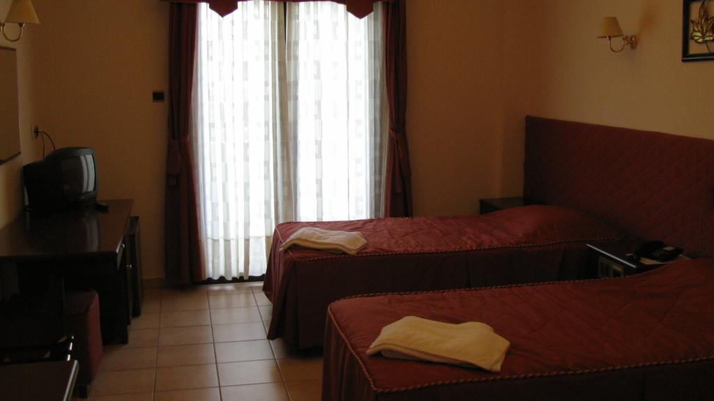 Diakonia Hotel Salonic Cameră foto