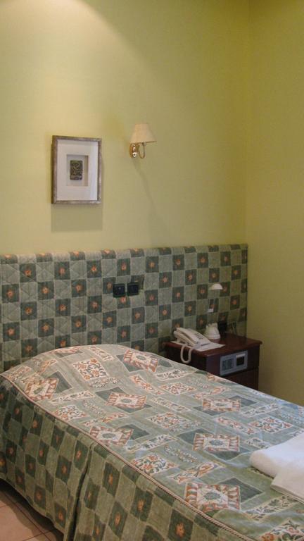 Diakonia Hotel Salonic Cameră foto